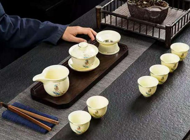 寶石茶具